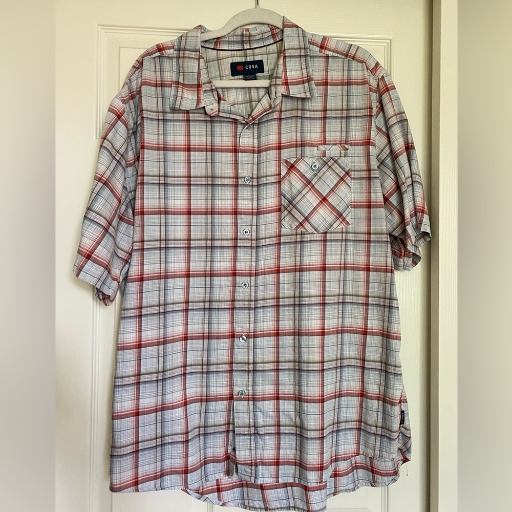 Men’s lightweight button-up shirt- 2X